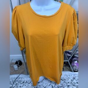 Ann Taylor Factory Crewneck Cuffed Short Sleeve Top Yellow/mustard size lg